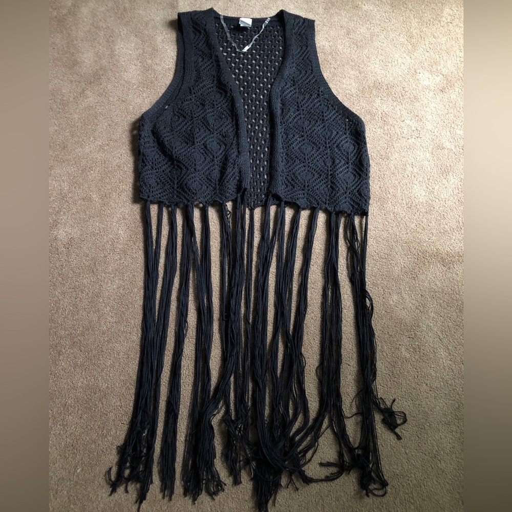 Black Crochet Fringe Vest Boho Open Front Sleeveless S/M Festival Western